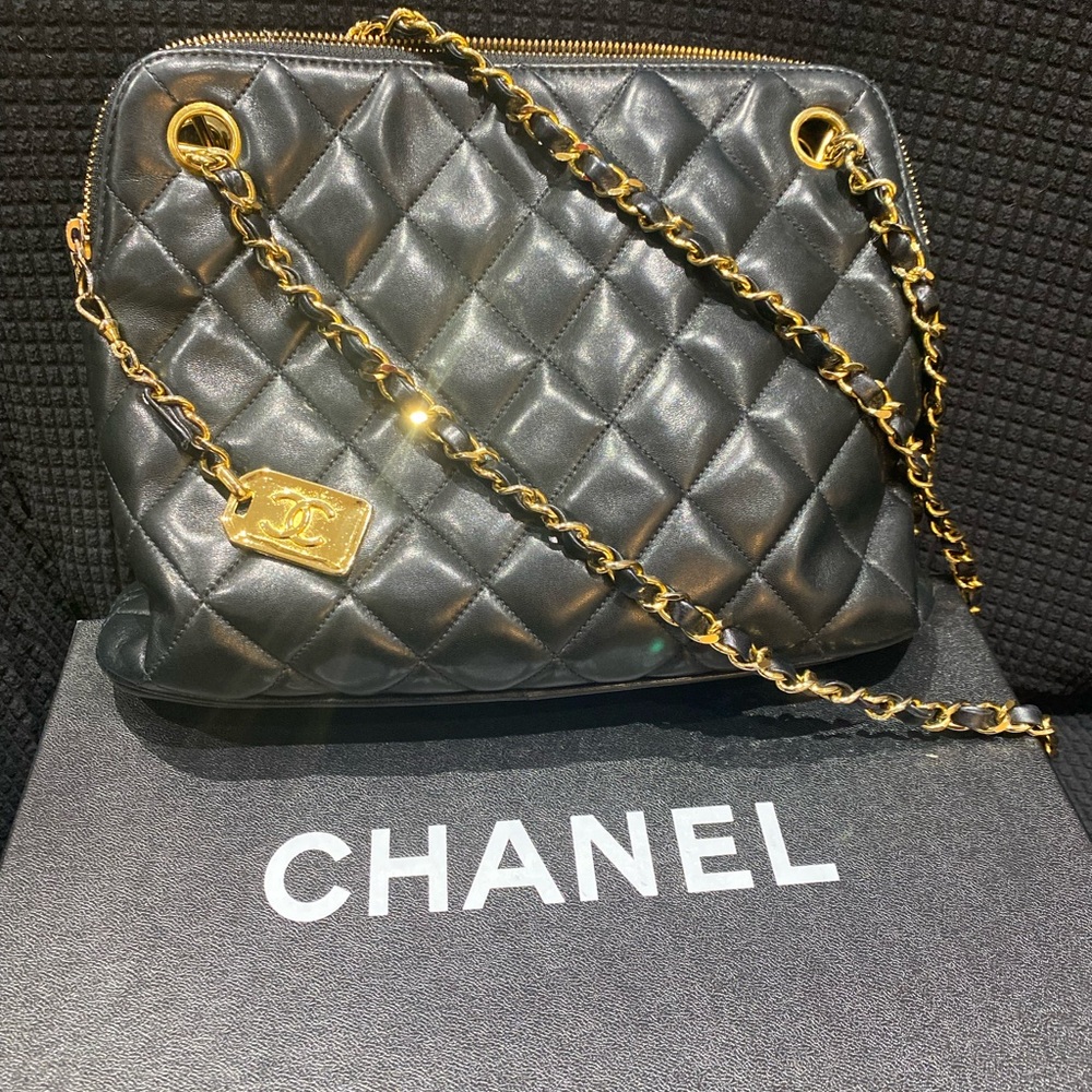 Chanel Quilted Chain Shoulder Bag